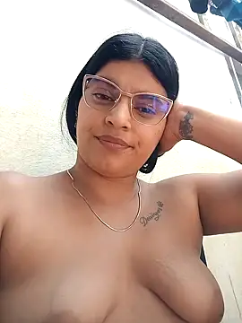 Snapshot of naughty-girl01 chatting on 31, 1, 2025 naughty-girl01 online show from 31, 1, 2025