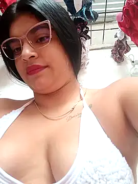 Snapshot of naughty-girl01 chatting on 6, 2, 2025 naughty-girl01 online show from 6, 2, 2025