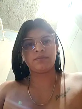 Snapshot of naughty-girl01 chatting on 14, 2, 2025 naughty-girl01 online show from 14, 2, 2025