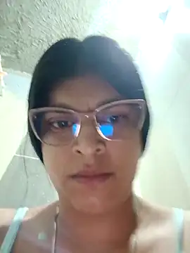 Snapshot of naughty-girl01 chatting on 26, 2, 2025 naughty-girl01 online show from 26, 2, 2025