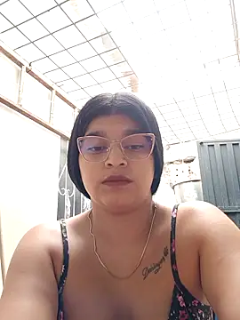 Snapshot of naughty-girl01 chatting on 12, 3, 2025 naughty-girl01 online show from 12, 3, 2025