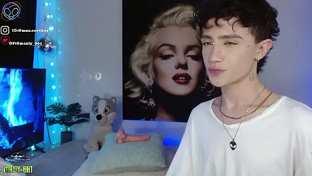 Snapshot of maxiy_001 chatting on 18, 1, 2026 maxiy 001 online show from 18, 1, 2026