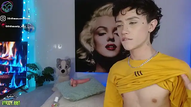 Snapshot of maxiy_001 chatting on 4, 2, 2026 maxiy 001 online show from 4, 2, 2026