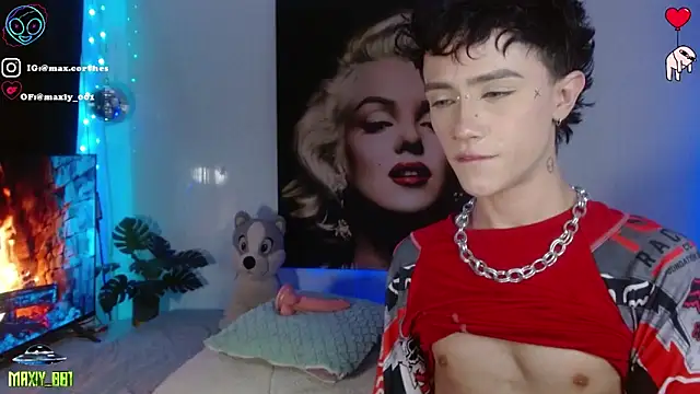 Snapshot of maxiy_001 chatting on 28, 2, 2026 maxiy 001 online show from 28, 2, 2026