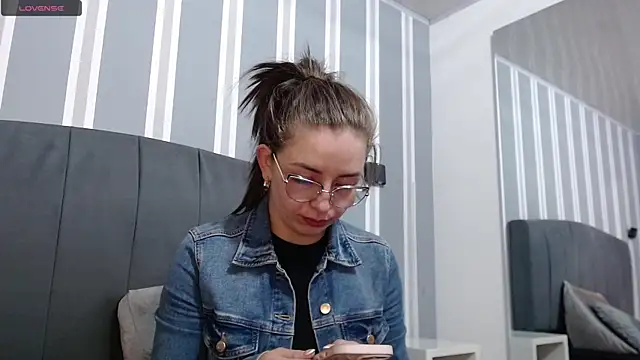  isaabellaa online show from 23, 2, 2025