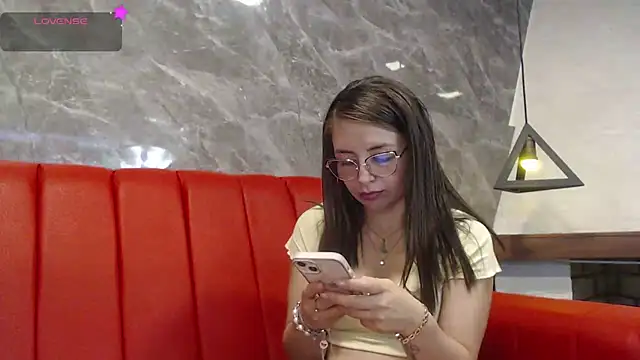  isaabellaa online show from 15, 3, 2025