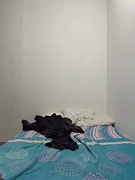 Sweetnaughtygirl  online show from 8, 3, 2026