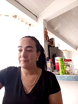 skayhot  online show from 28, 1, 2025