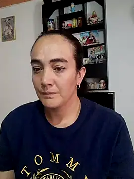 skayhot  online show from 12, 9, 2025