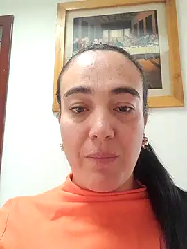 skayhot  online show from 27, 9, 2025