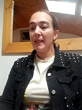 Snapshot of skayhot_ chatting on 28, 5, 2026 skayhot online show from 28, 5, 2026