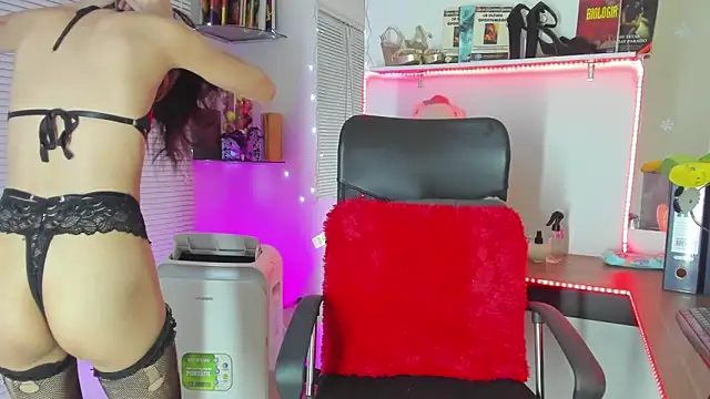 Snapshot of YUKIODAVIS chatting on 24, 1, 2025 YUKIODAVIS online show from 24, 1, 2025