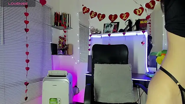 Snapshot of YUKIODAVIS chatting on 21, 2, 2025 YUKIODAVIS online show from 21, 2, 2025