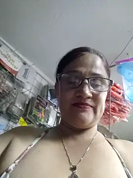 Edged Hot69 online show from 28, 10, 2025