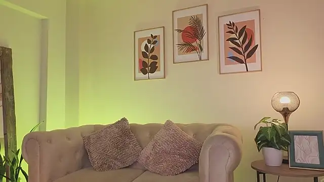 DahianaWalcott online show from 20, 3, 2026