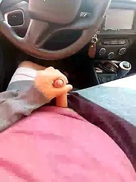 mfreitas005 online show from 11, 9, 2025