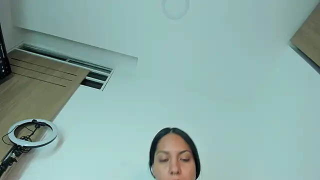 emiily15   online show from 16, 7, 2026