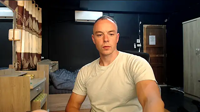 Snapshot of heilgarbest chatting on 23, 3, 2026 heilgarbest online show from 23, 3, 2026