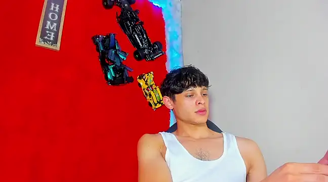 LilOwen  online show from 4, 3, 2025