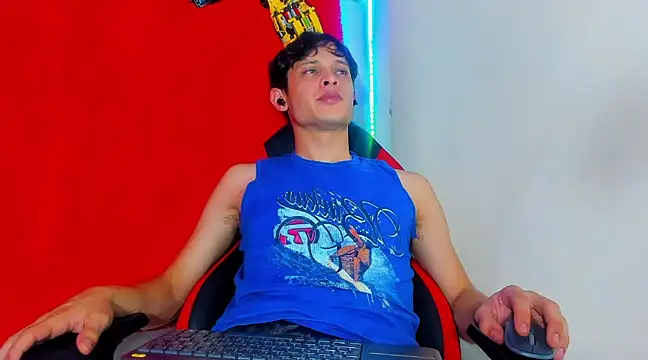 LilOwen  online show from 5, 3, 2025