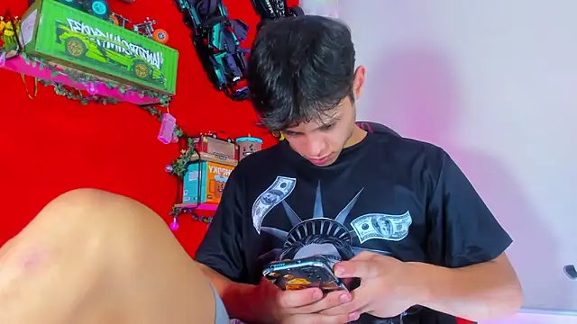 LilOwen  online show from 9, 9, 2025