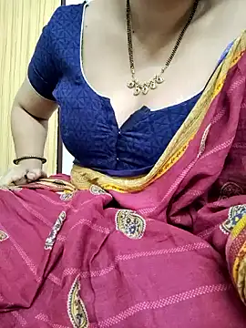Snapshot of sunitha-3 chatting on 2, 3, 2025 sunitha-3 online show from 2, 3, 2025