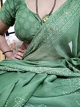 Snapshot of sunitha-3 chatting on 10, 3, 2025 sunitha-3 online show from 10, 3, 2025