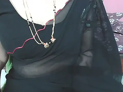 Snapshot of sunitha-3 chatting on 17, 9, 2025 sunitha-3 online show from 17, 9, 2025
