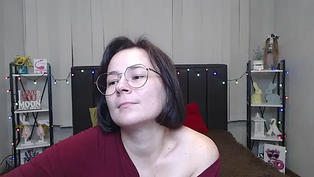 Snapshot of MarieSho chatting on 3, 2, 2025 MarieSho online show from 3, 2, 2025