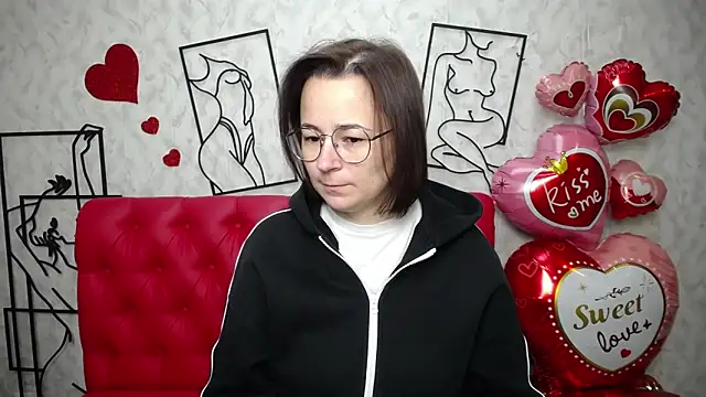 Snapshot of MarieSho chatting on 14, 2, 2025 MarieSho online show from 14, 2, 2025