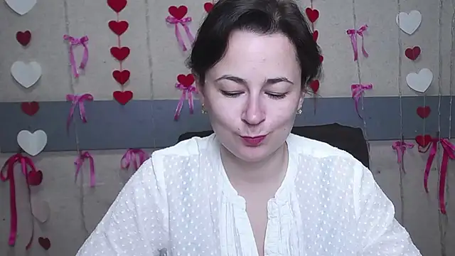 Snapshot of MarieSho chatting on 11, 3, 2025 MarieSho online show from 11, 3, 2025