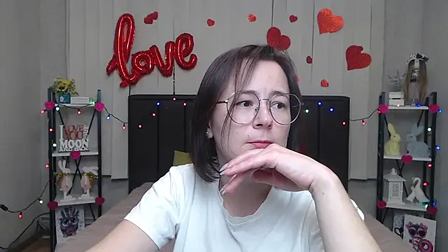 Snapshot of MarieSho chatting on 15, 3, 2025 MarieSho online show from 15, 3, 2025