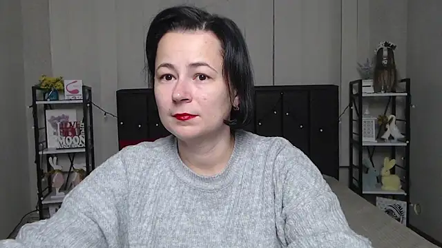 Snapshot of MarieSho chatting on 21, 11, 2025 MarieSho online show from 21, 11, 2025