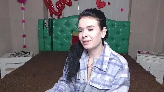 JasmineKouch online show from 7, 2, 2026