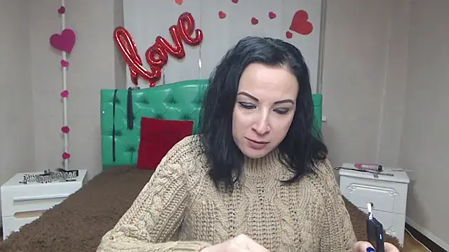 Snapshot of ElizabethSho chatting on 10, 2, 2026 ElizabethSho online show from 10, 2, 2026