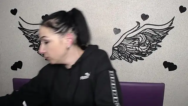 Snapshot of ElizabethSho chatting on 14, 2, 2026 ElizabethSho online show from 14, 2, 2026