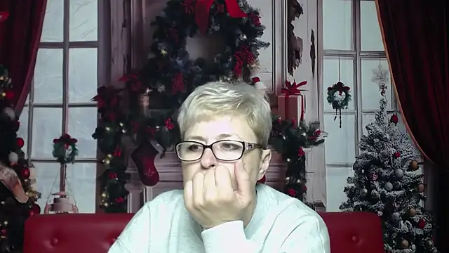 Snapshot of EmiliaGree chatting on 12, 1, 2026 EmiliaGree online show from 12, 1, 2026