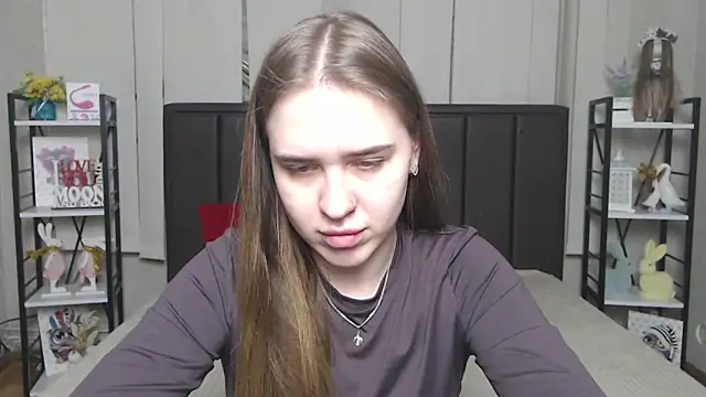 LauraHlot online show from 27, 11, 2025