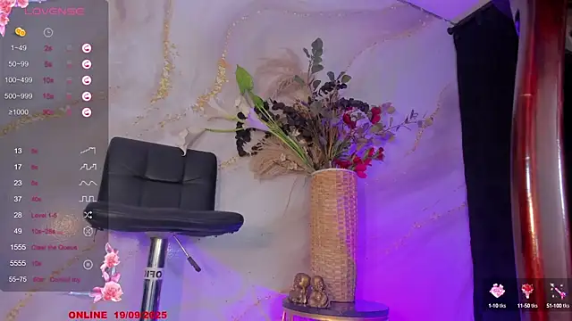 Snapshot of Karla-Ebony chatting on 19, 9, 2025 Karla-Ebony online show from 19, 9, 2025