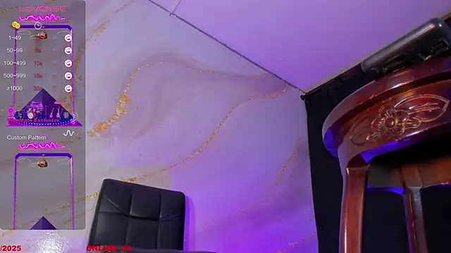 Snapshot of Karla-Ebony chatting on 4, 10, 2025 Karla-Ebony online show from 4, 10, 2025