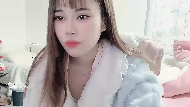 Snapshot of Jia-Xin- chatting on 1, 1, 2025 Jia-Xin- online show from 1, 1, 2025