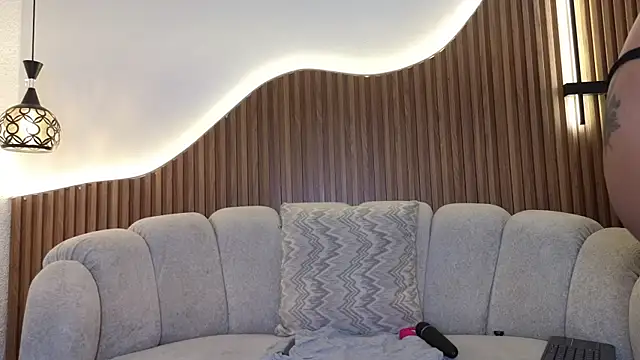 Snapshot of anellejones chatting on 18, 7, 2026 anellejones online show from 18, 7, 2026