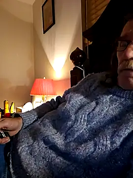 Snapshot of coolbrease10 chatting on 4, 12, 2024 coolbrease10 online show from 4, 12, 2024