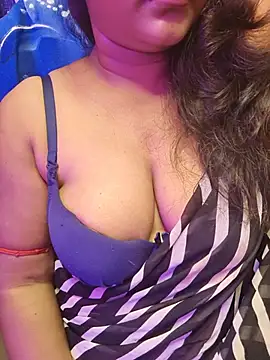Snapshot of nisha_baby2 chatting on 19, 7, 2026 nisha baby2 online show from 19, 7, 2026