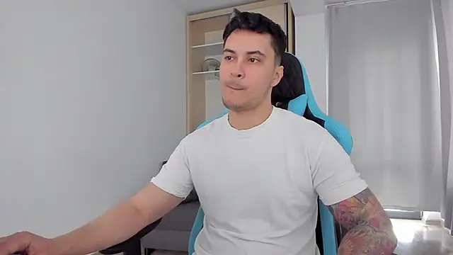 MatMalonne online show from 6, 2, 2025