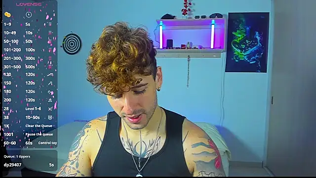 Snapshot of Ares_blue chatting on 1, 6, 2026 Ares blue online show from 1, 6, 2026