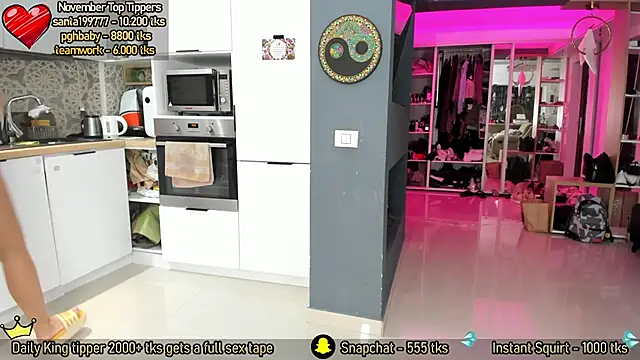 AmySuperHeroes online show from 21, 11, 2025