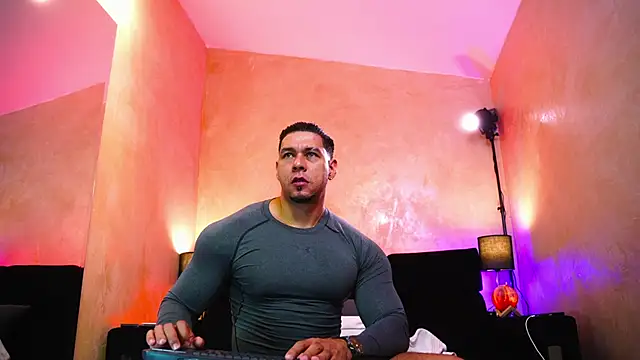 MassimoWalton2 online show from 29, 3, 2026