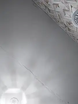 Snapshot of SweetLeila40 chatting on 1, 2, 2026 SweetLeila40 online show from 1, 2, 2026