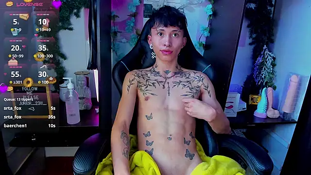 juniior 2311  online show from 20, 3, 2025